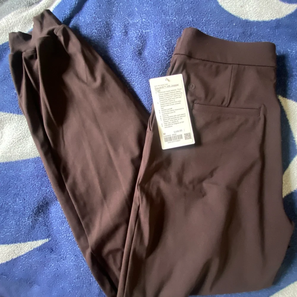 Lululemon Sequoia Daydrift Joggers - Picture 4 of 5